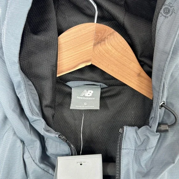 NWT New Balance Wind Jacket Men's Small Gray Hooded Water Wind Resistant - Picture 7 of 11